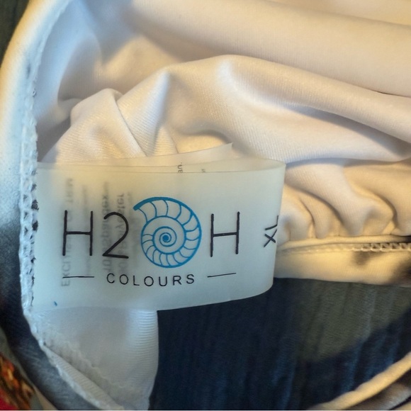 H2Oh! Swim Top - Black and White Tie Dye Size XL - Picture 3 of 3